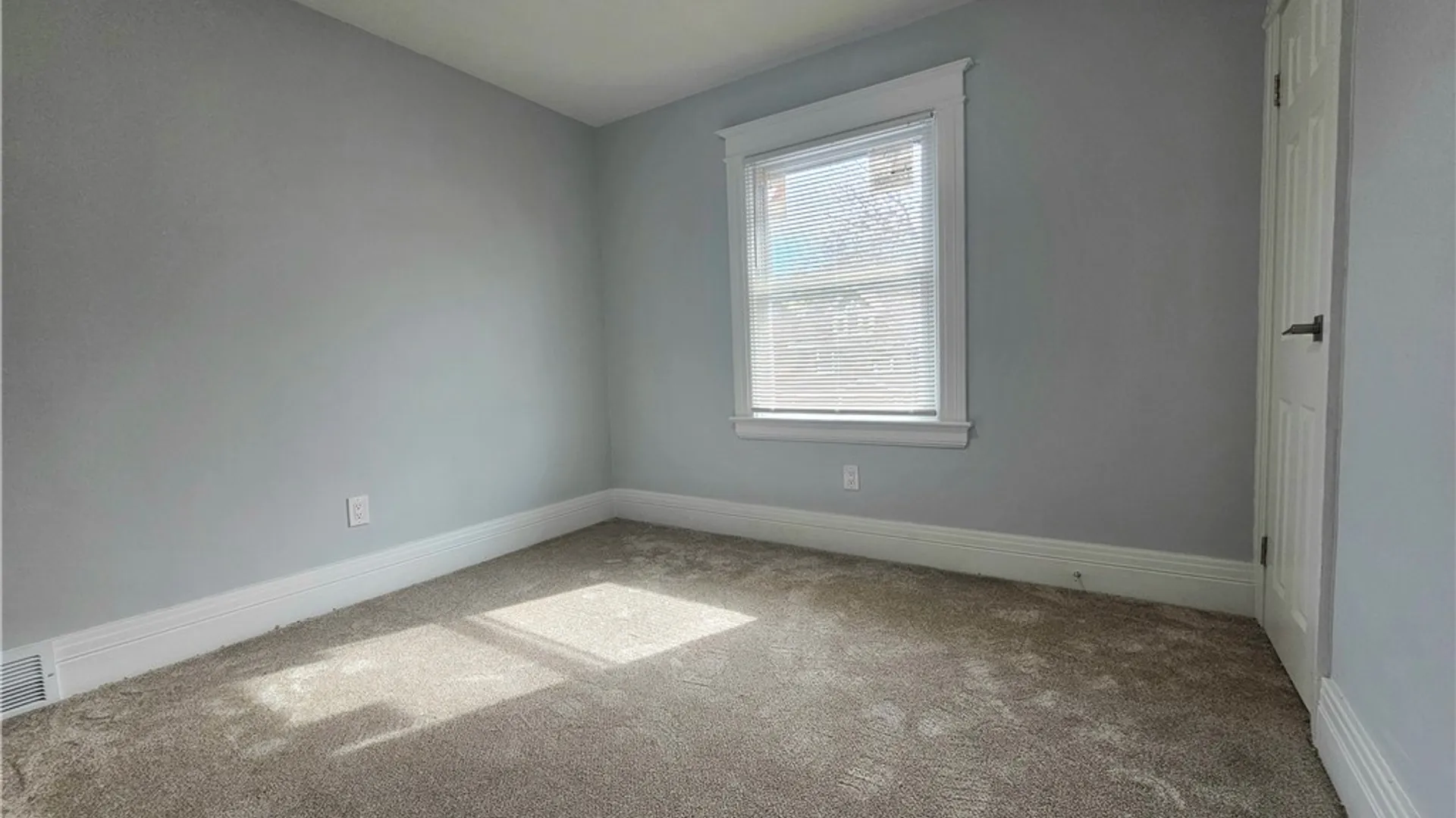 Property at 131 Cameron Street, Rochester, NY 14606 27