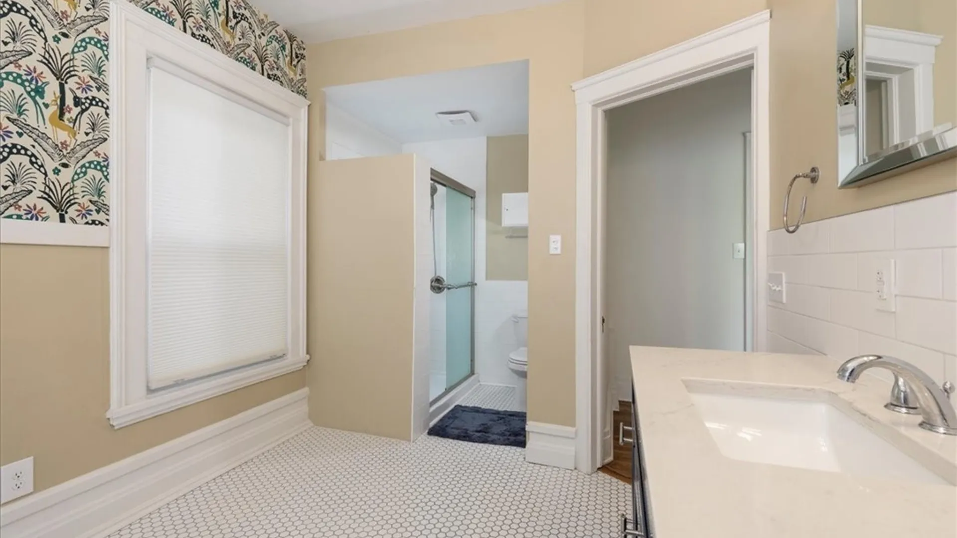 Property at 47 Crescent Avenue, Buffalo, NY 14214 21