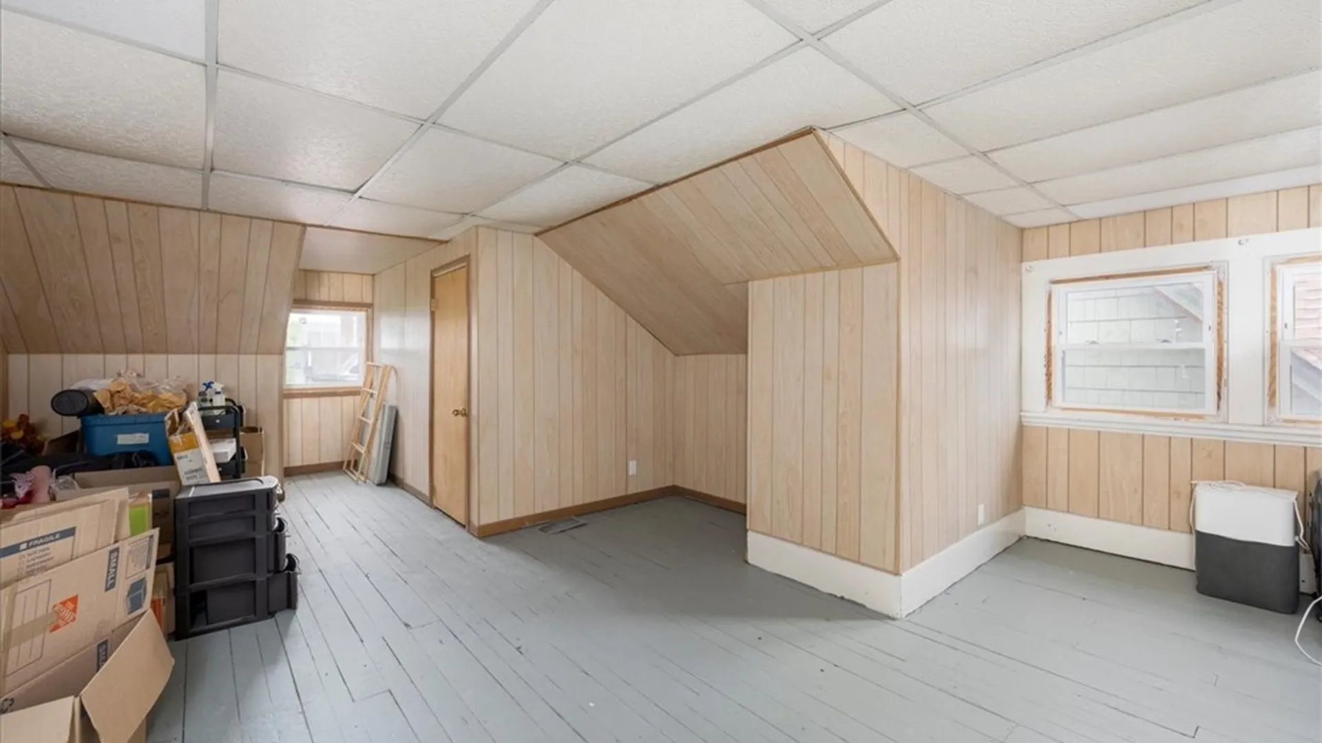 Property at 47 Crescent Avenue, Buffalo, NY 14214 27
