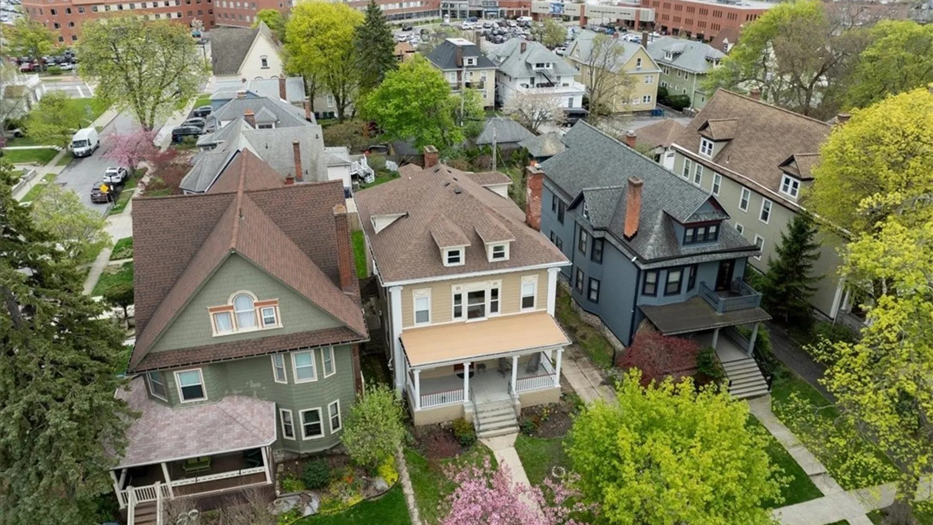 Property at 47 Crescent Avenue, Buffalo, NY 14214 32