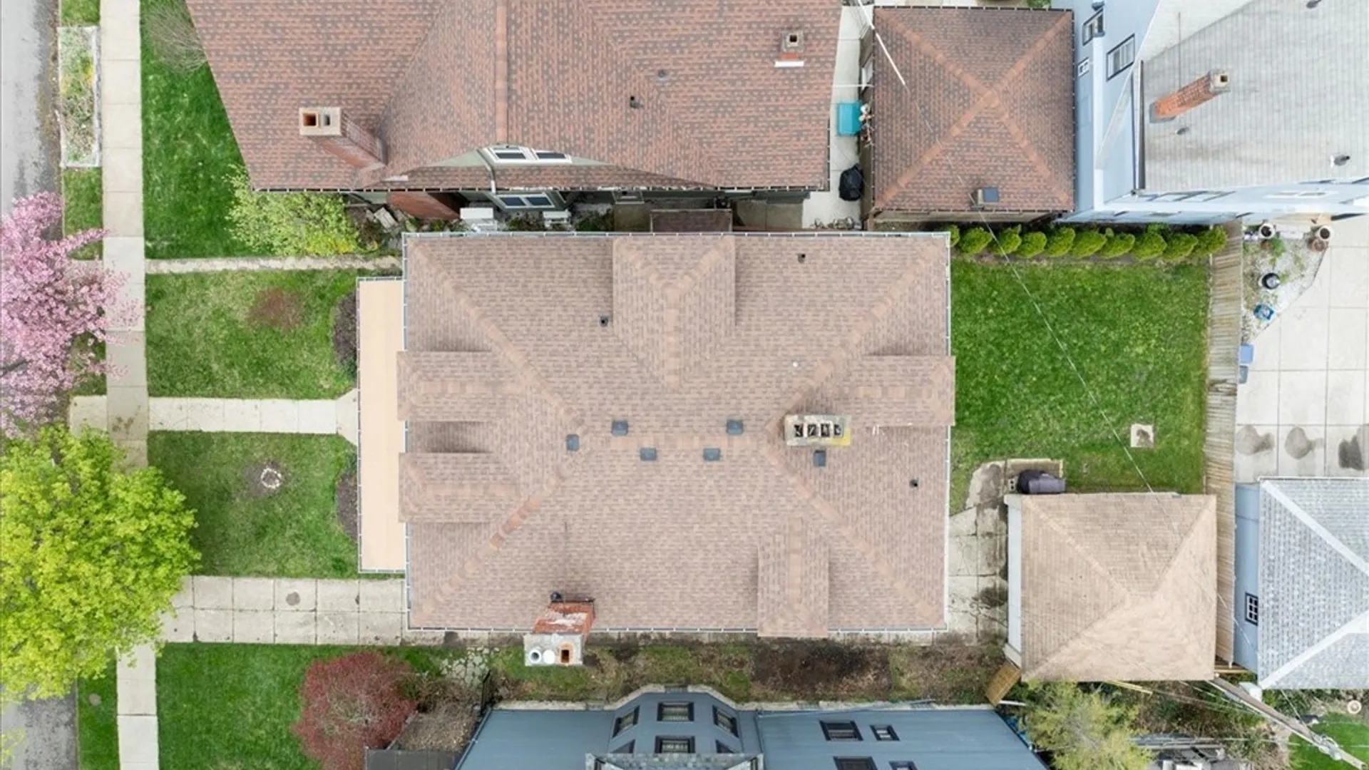 Property at 47 Crescent Avenue, Buffalo, NY 14214 33