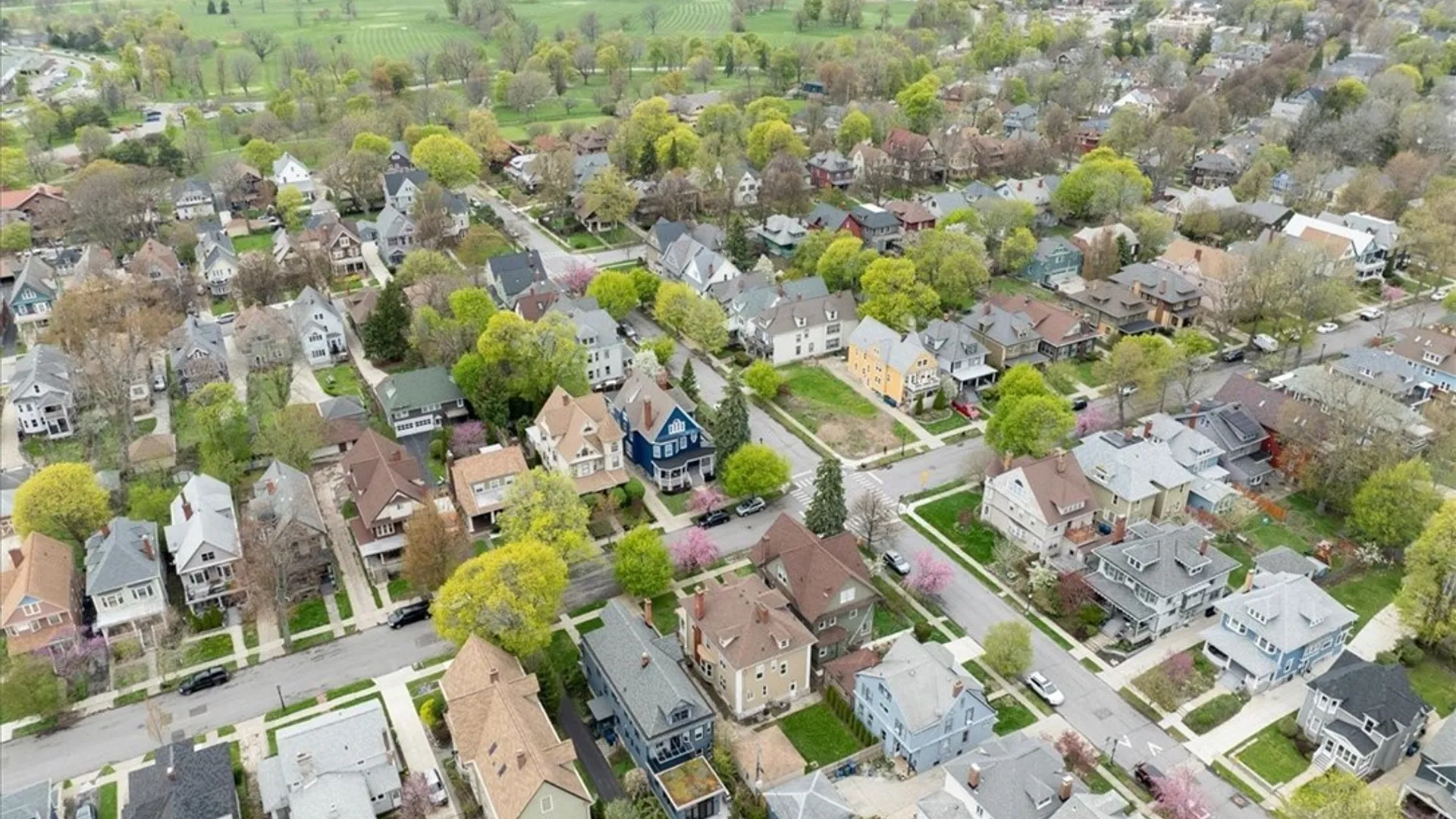 Property at 47 Crescent Avenue, Buffalo, NY 14214 40