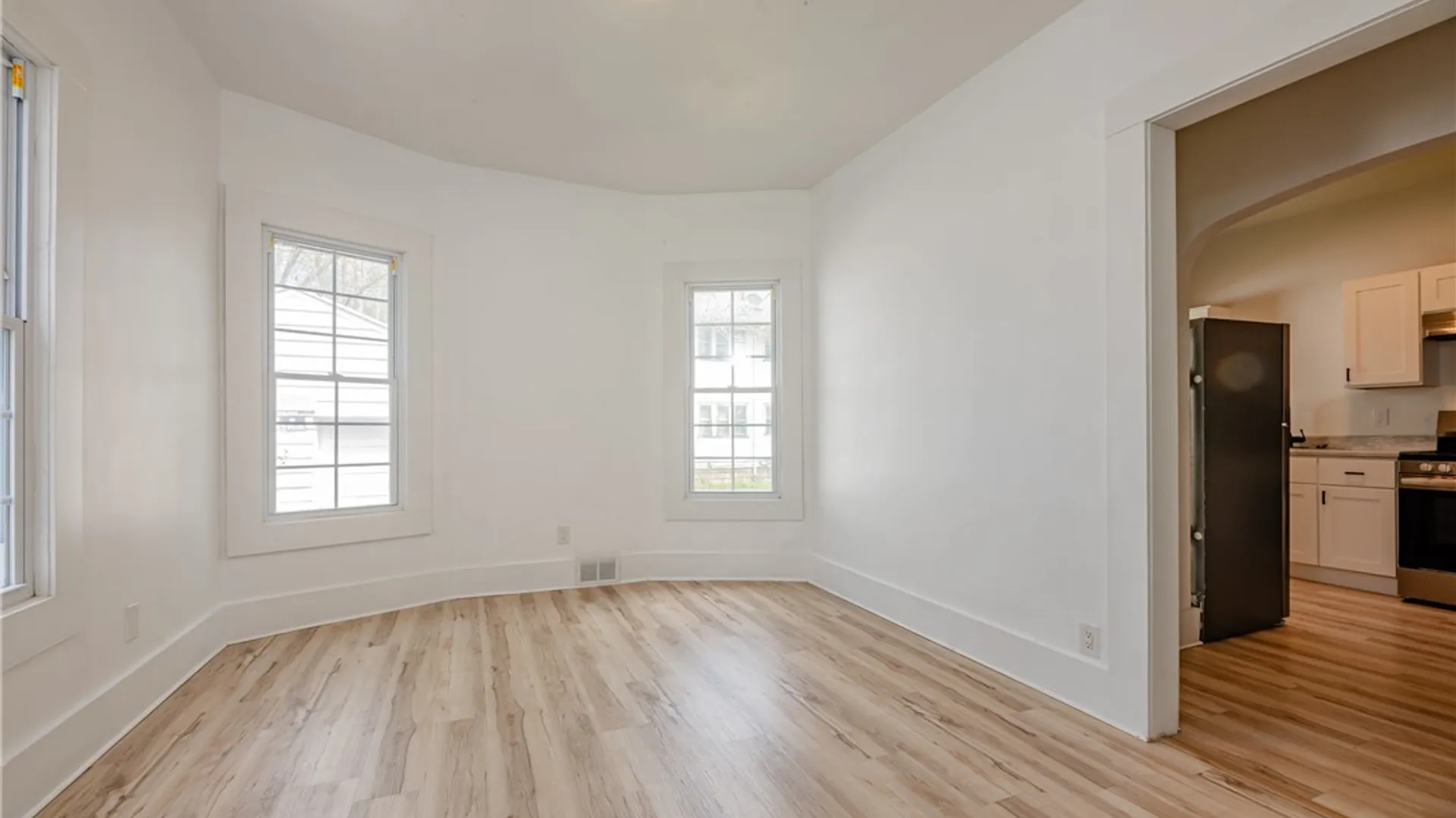 Property at 575 Woodbine Avenue, Rochester, NY 14619 8