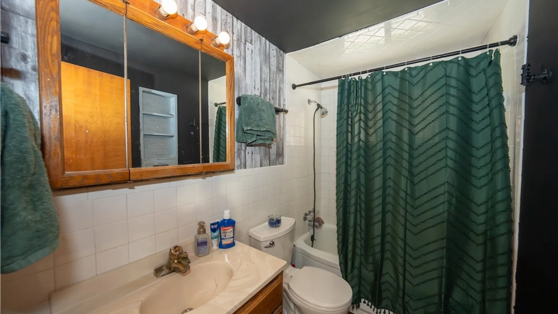 Property at 15 Harris Court, Cheektowaga, NY 14225 20