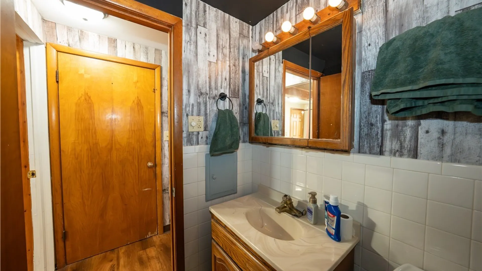 Property at 15 Harris Court, Cheektowaga, NY 14225 21