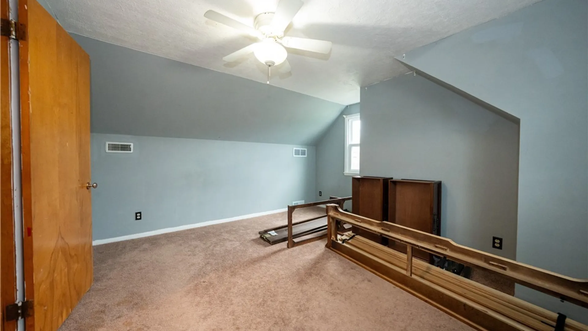 Property at 15 Harris Court, Cheektowaga, NY 14225 29