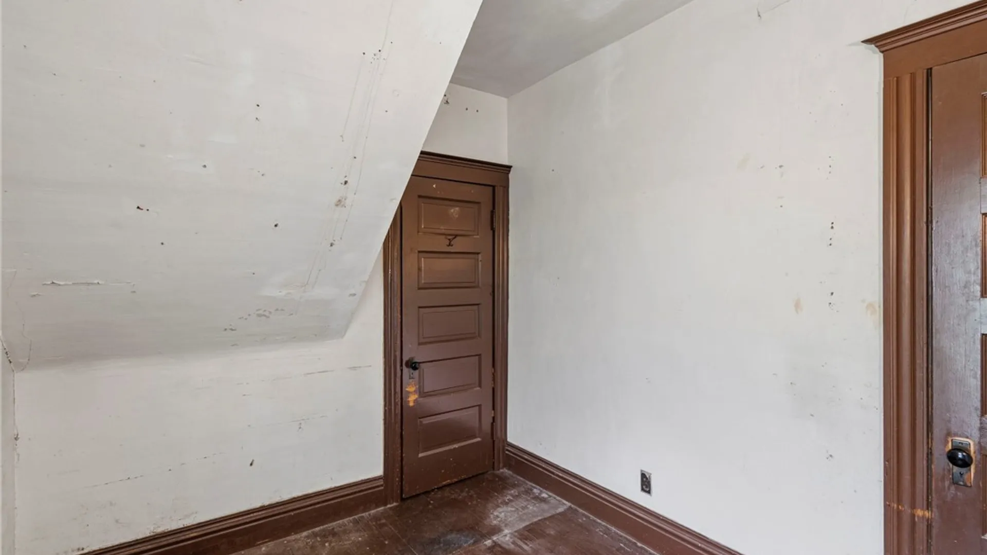 Property at 163 Winslow Avenue, Buffalo, NY 14208 10