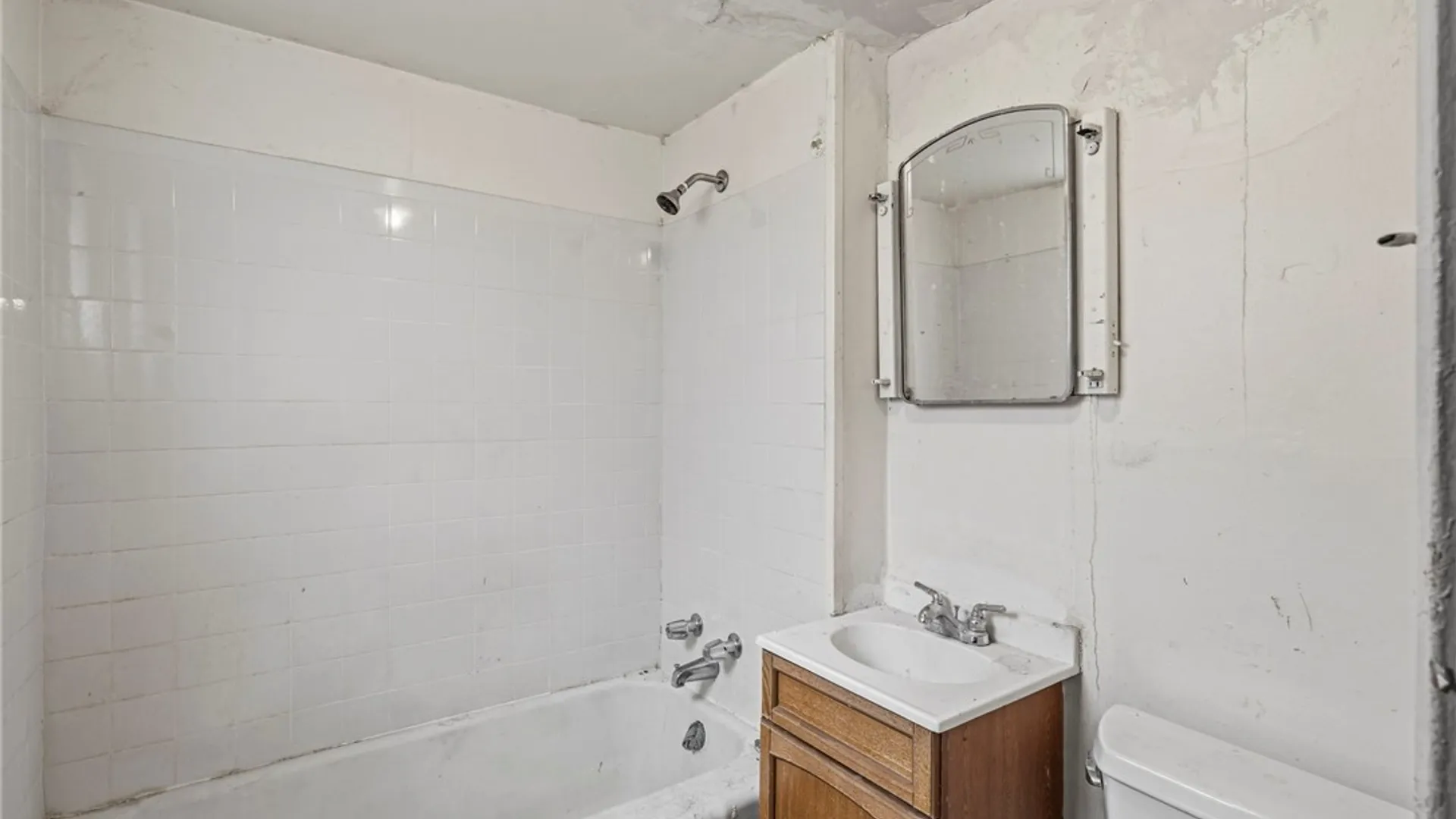 Property at 163 Winslow Avenue, Buffalo, NY 14208 18