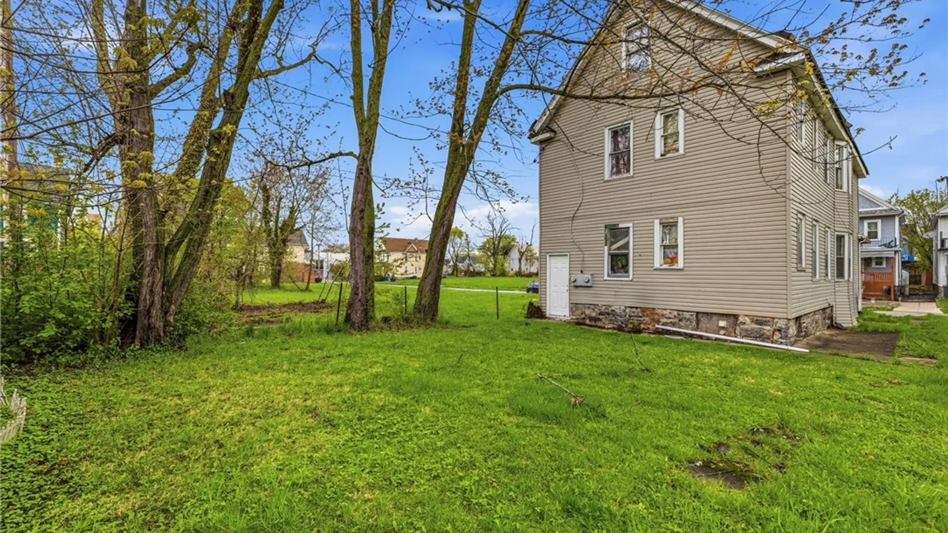 Property at 163 Winslow Avenue, Buffalo, NY 14208 37
