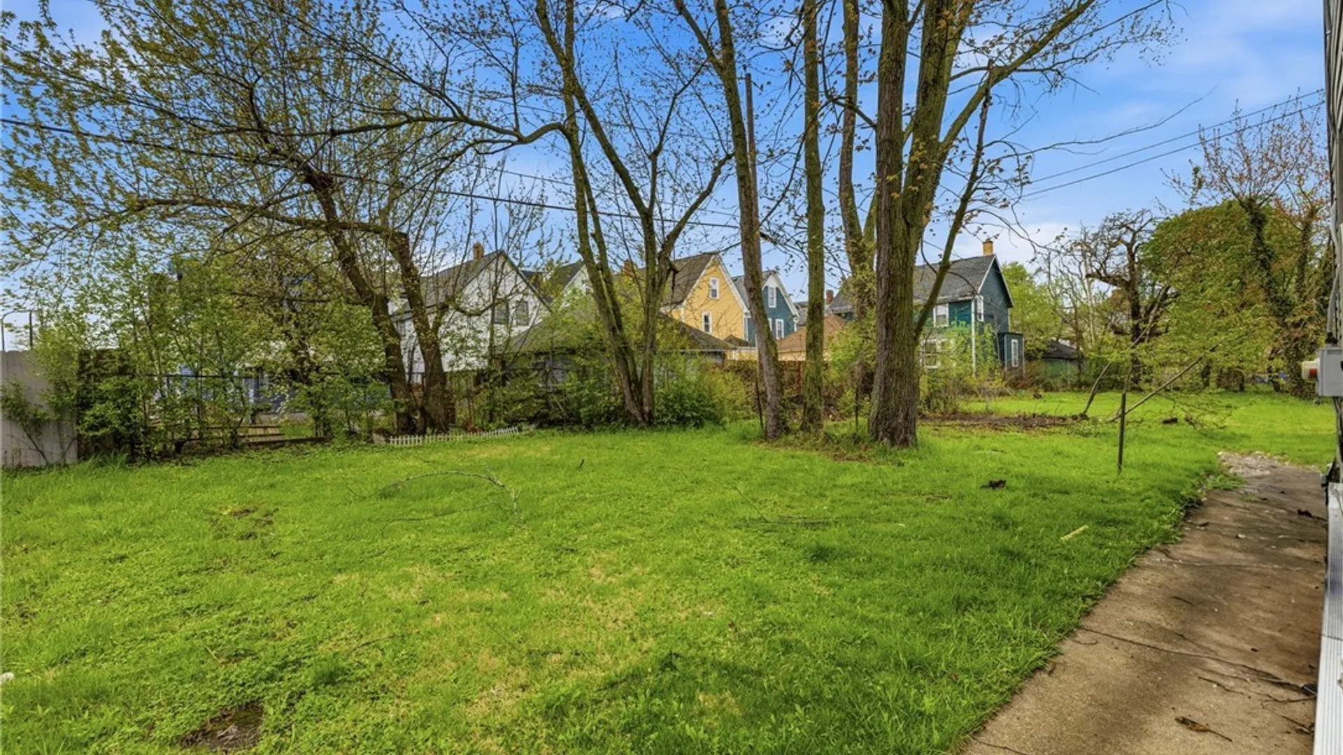 Property at 163 Winslow Avenue, Buffalo, NY 14208 38