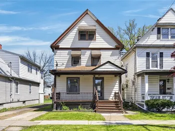 Property at 805 16th Street, Niagara Falls, NY 14301