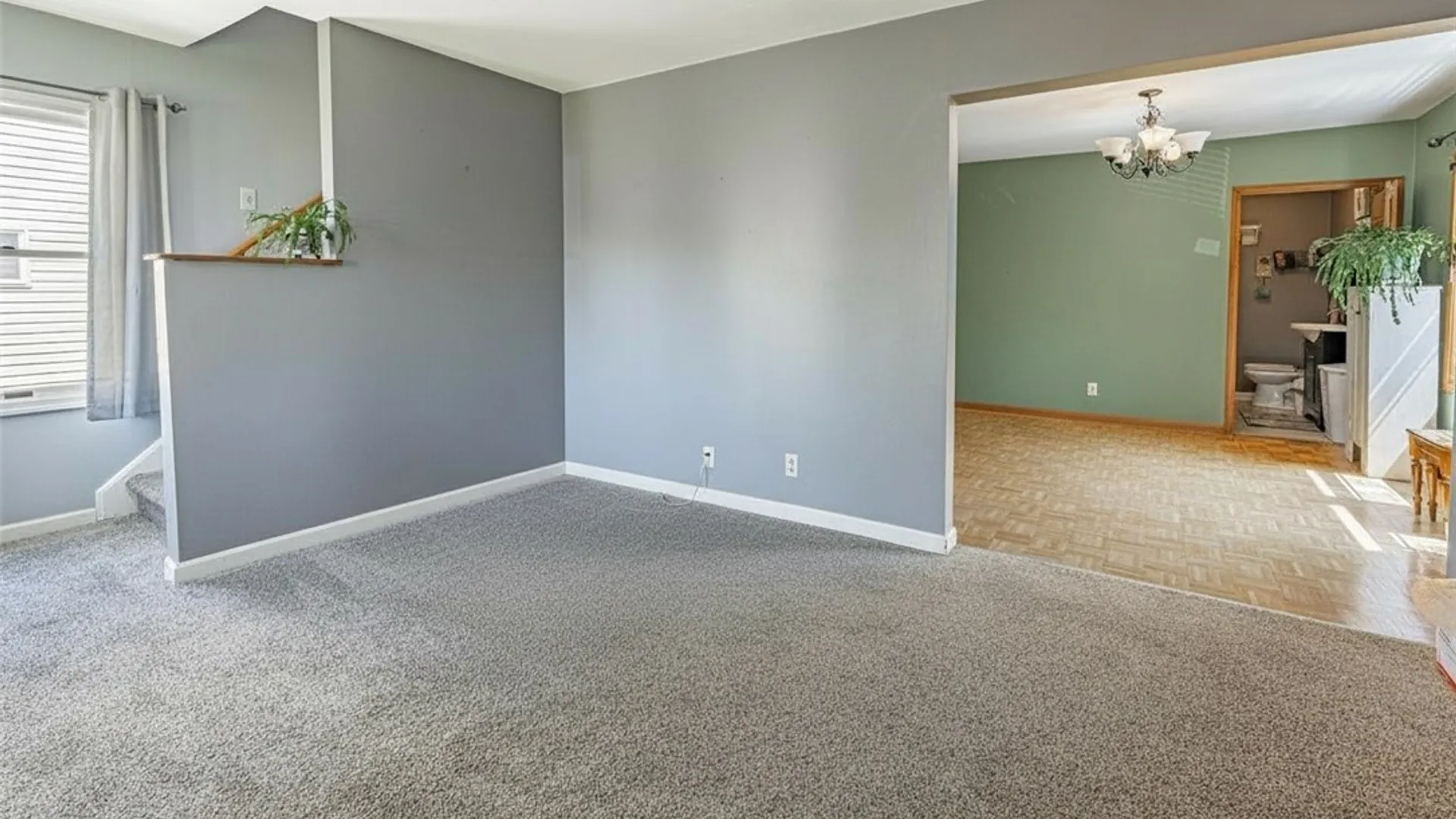 Property at 94 Hyde Park, Lockport City, NY 14094 10