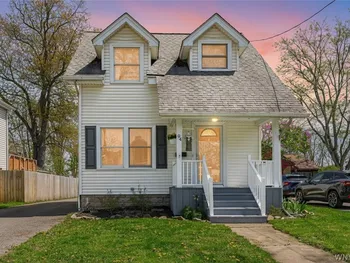 94 Hyde Park, Lockport City, NY 14094