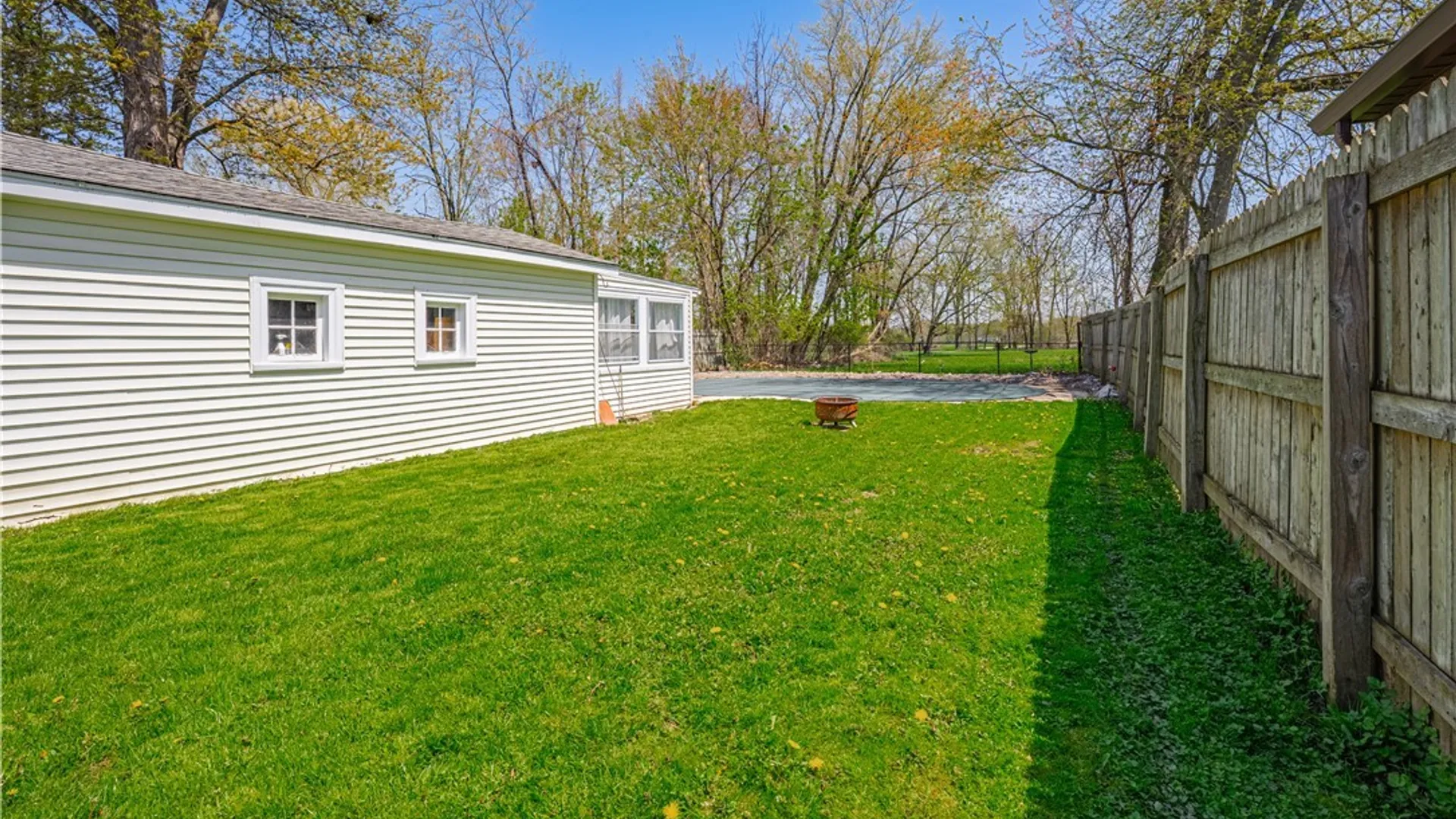 Property at 94 Hyde Park, Lockport City, NY 14094 7