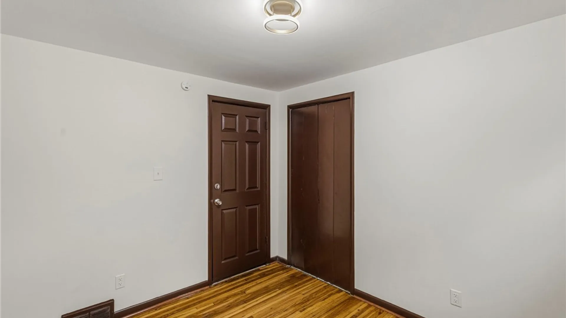 Property at 15 Dartmouth Avenue, Buffalo, NY 14215 15