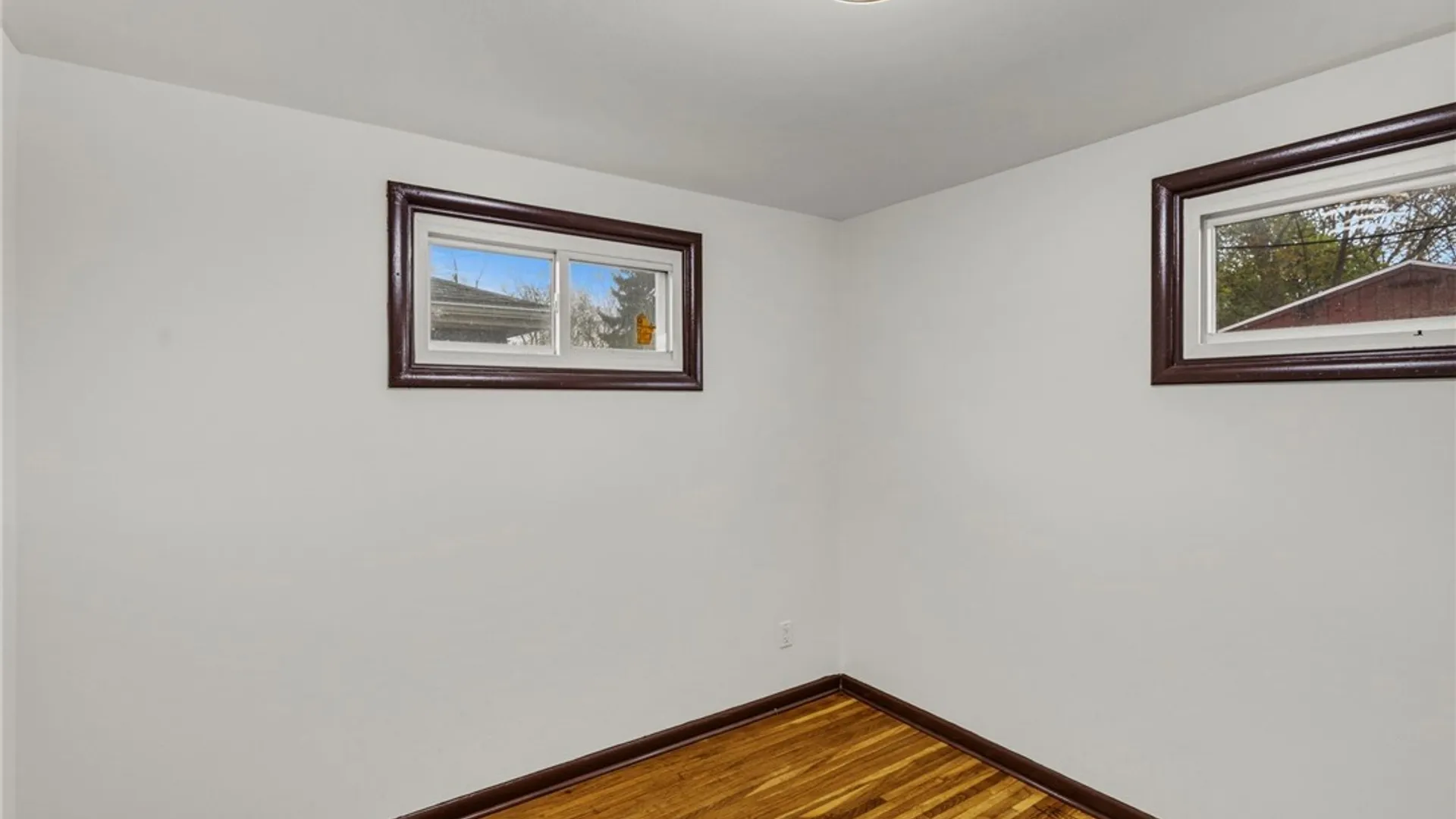Property at 15 Dartmouth Avenue, Buffalo, NY 14215 16