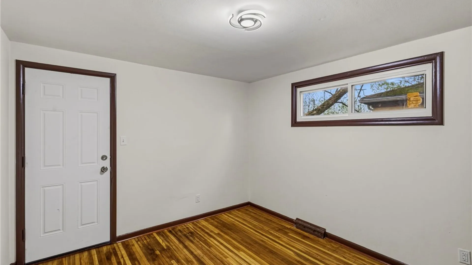 Property at 15 Dartmouth Avenue, Buffalo, NY 14215 18