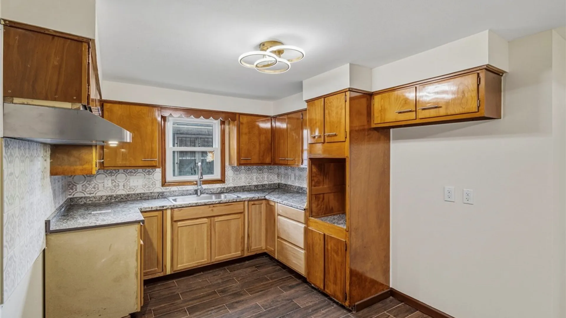 Property at 15 Dartmouth Avenue, Buffalo, NY 14215 21