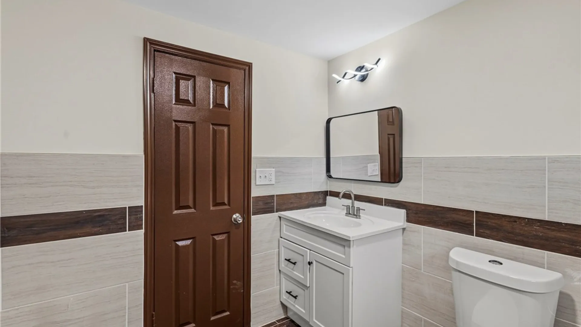 Property at 15 Dartmouth Avenue, Buffalo, NY 14215 23