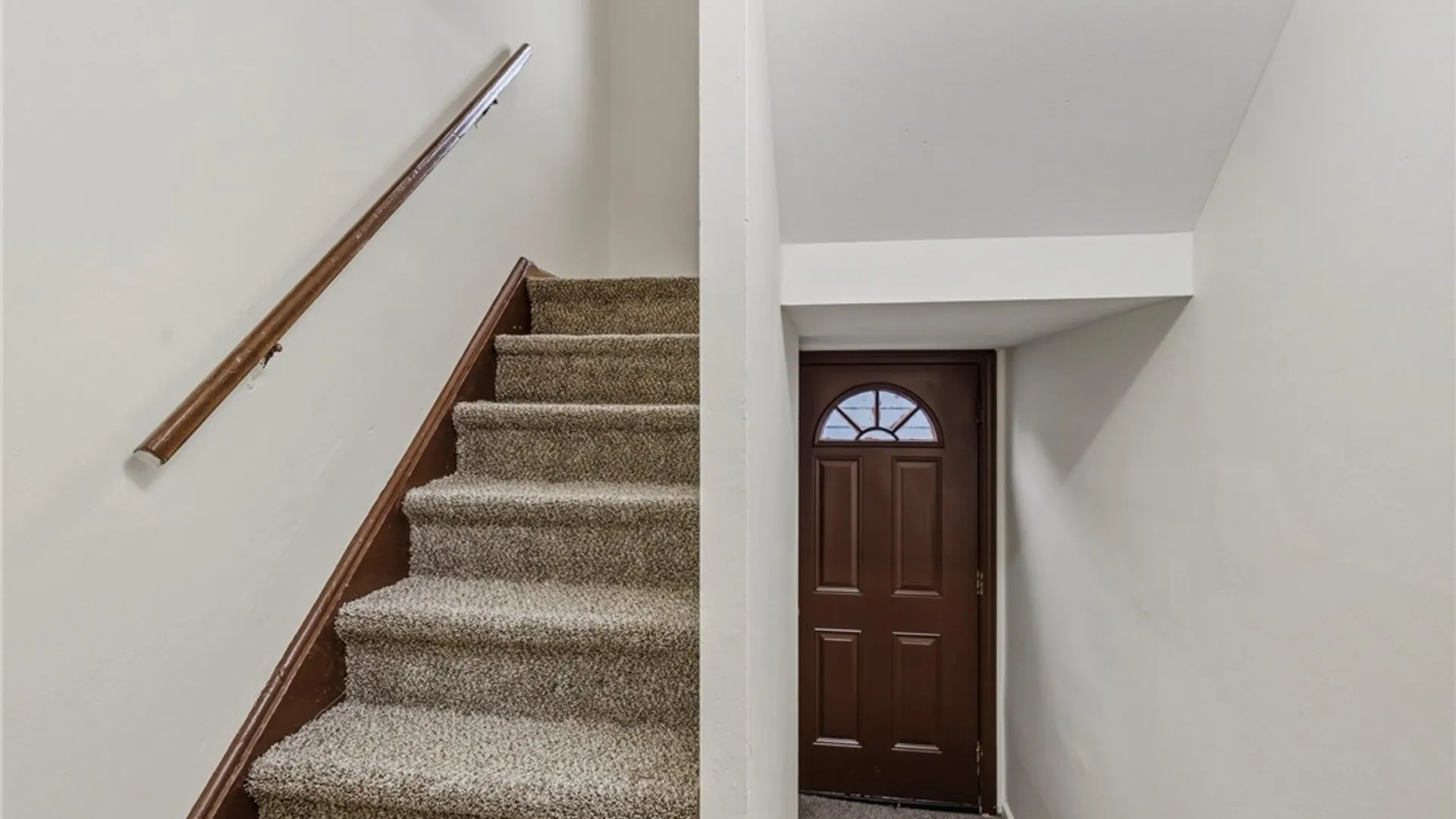 Property at 15 Dartmouth Avenue, Buffalo, NY 14215 25