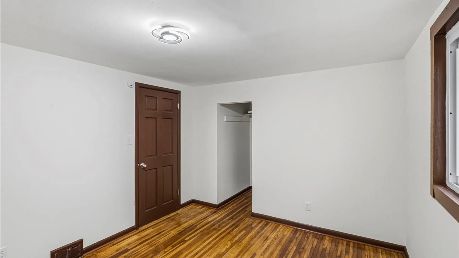 Property at 15 Dartmouth Avenue, Buffalo, NY 14215 34
