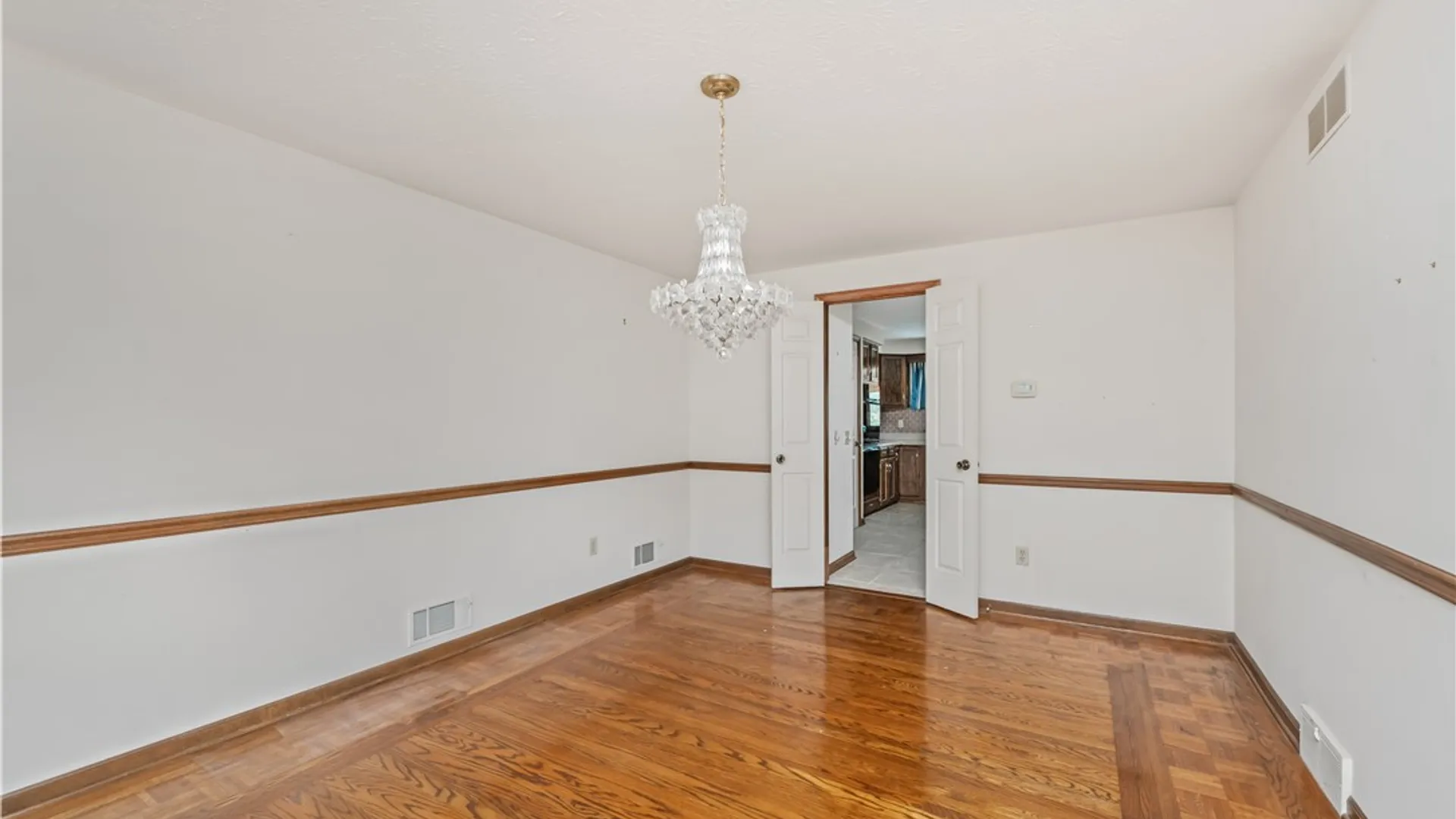 Property at 7 Whittlers Ridge, Perinton, NY 14534 18