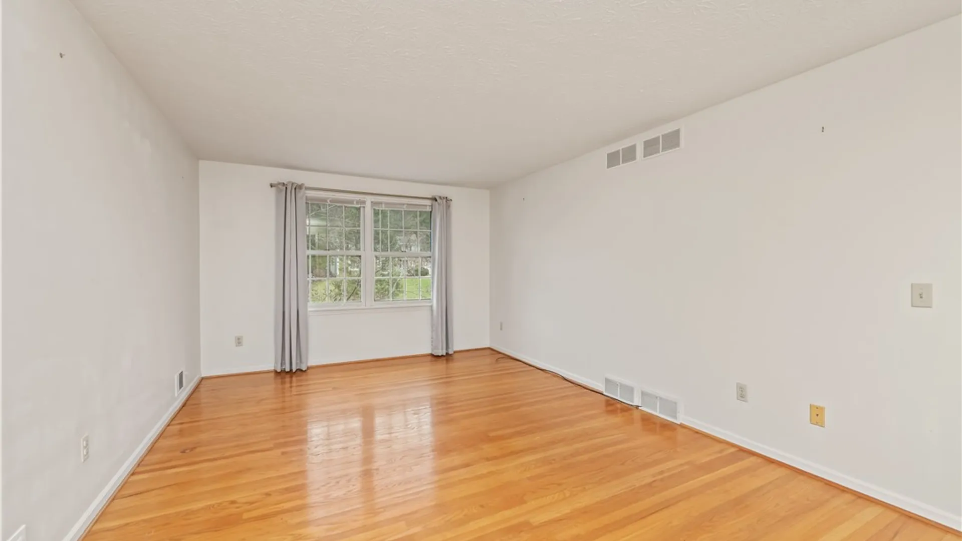 Property at 7 Whittlers Ridge, Perinton, NY 14534 26