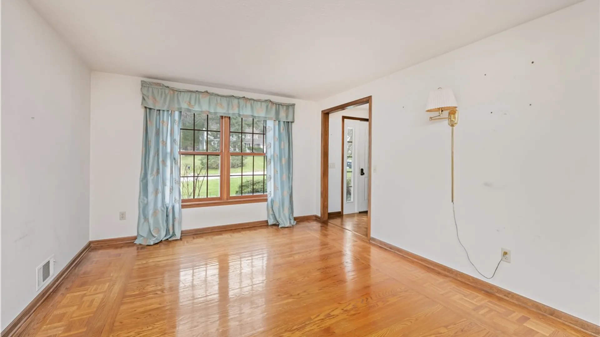 Property at 7 Whittlers Ridge, Perinton, NY 14534 8