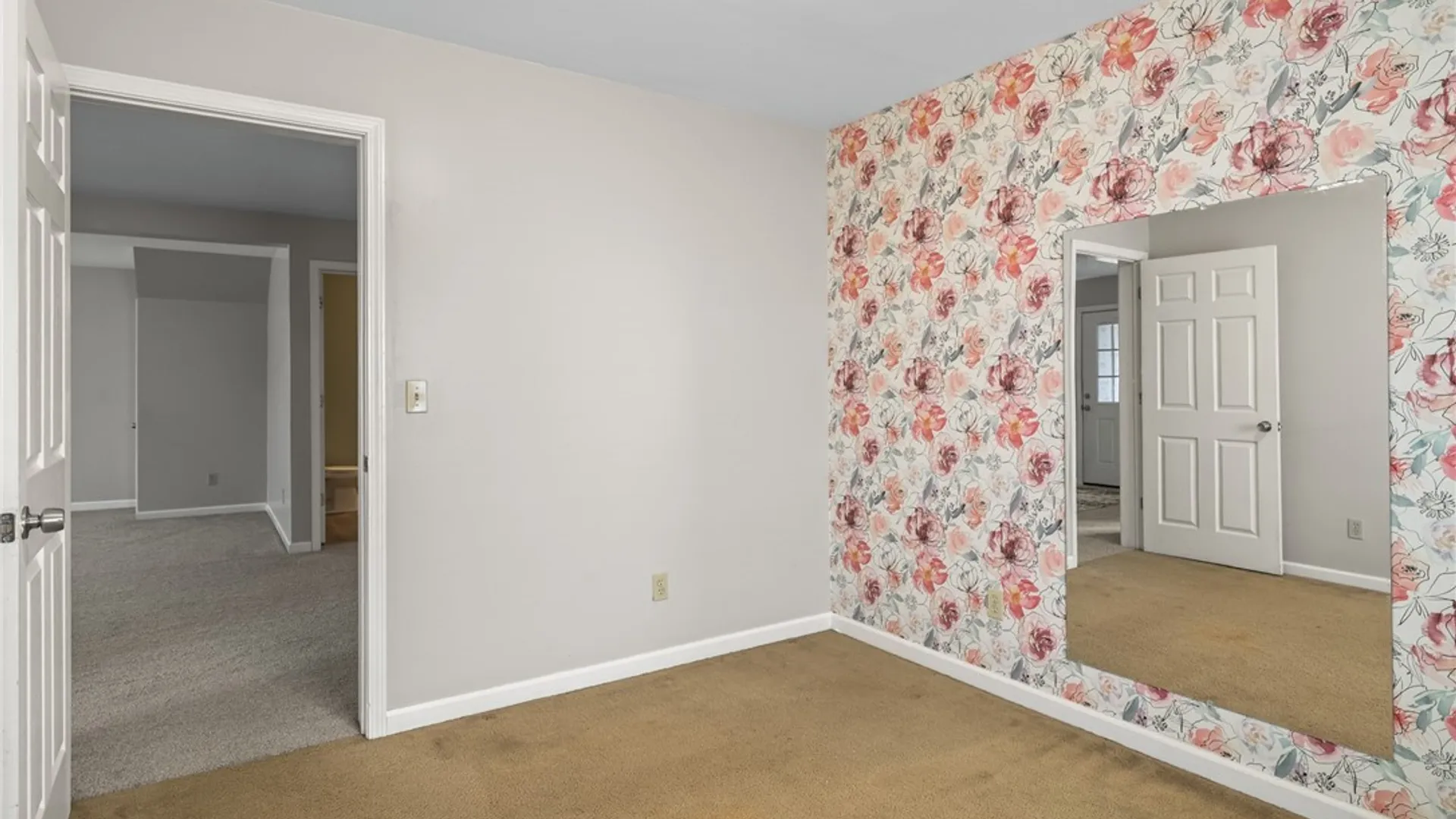 Property at 71 Saint John Street, Lancaster, NY 14086 27