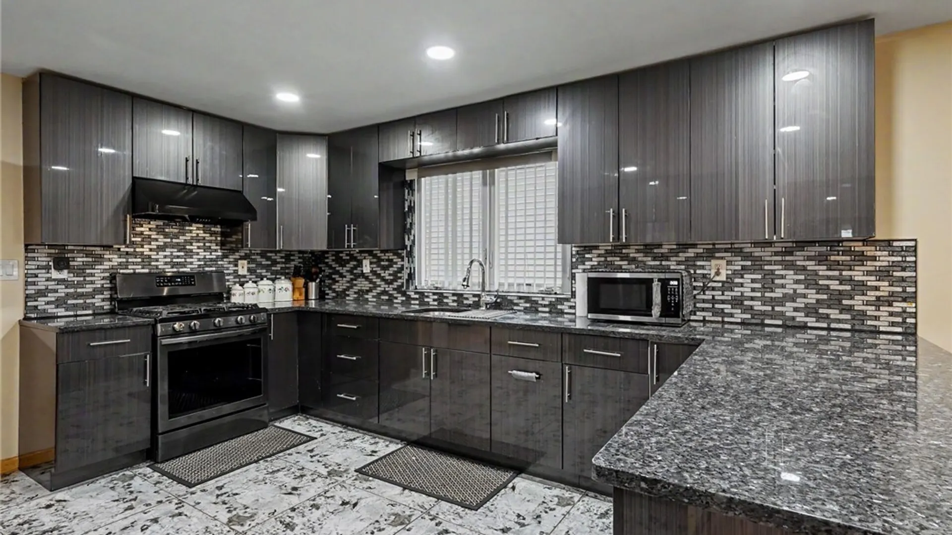 Property at 551 22nd Street, Niagara Falls, NY 14301 14