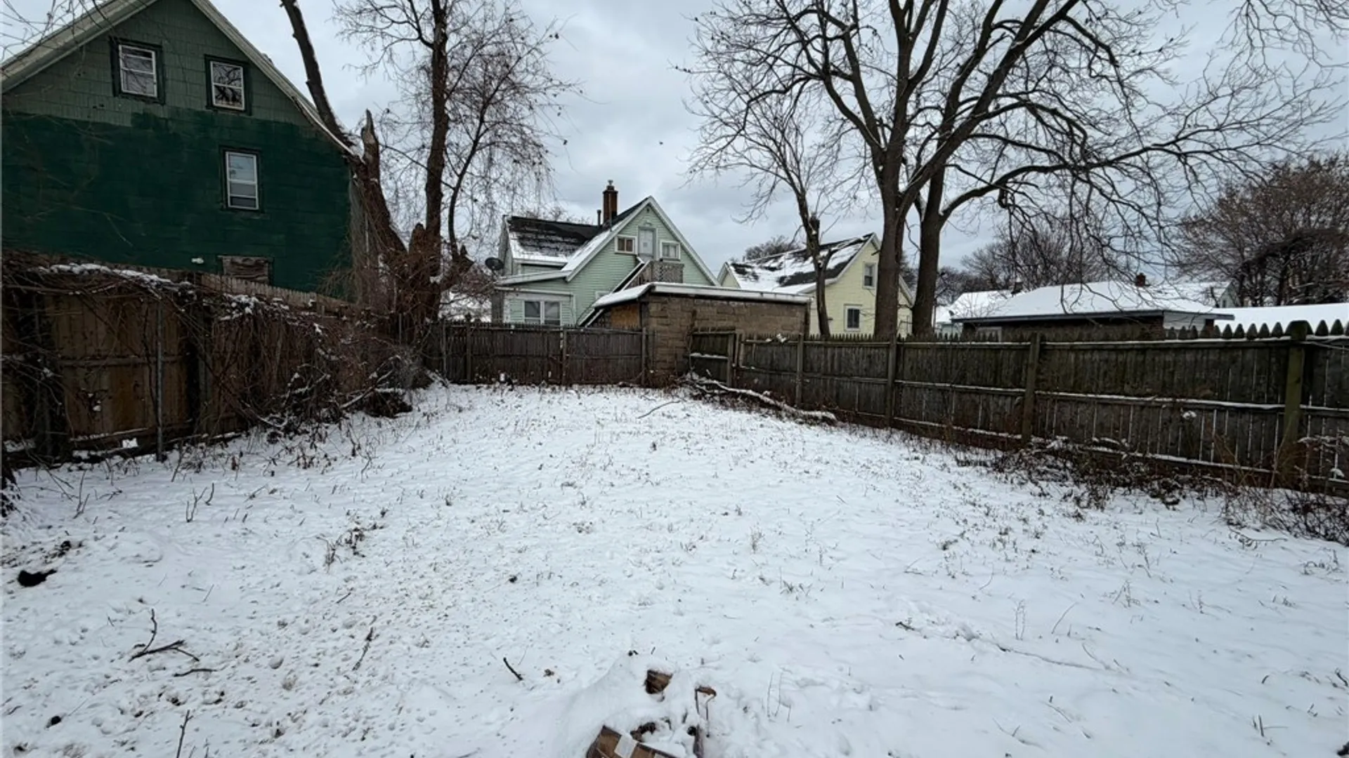 Property at 20 Eiffel Place, Rochester, NY 14621 15