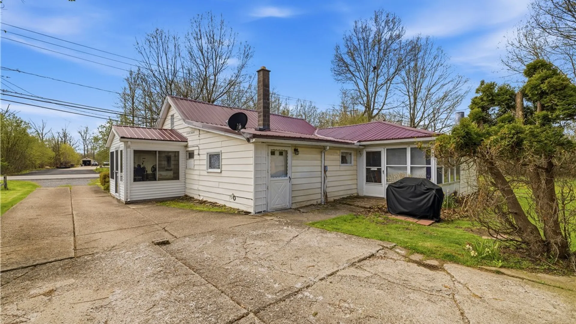 Property at 3287 Whitehaven Road, Grand Island, NY 14072 25