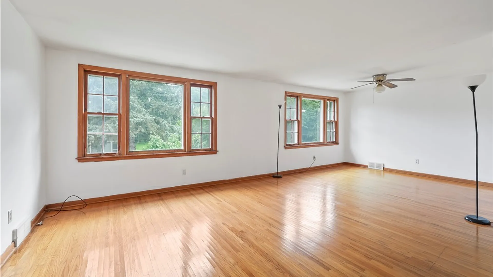 Property at 157 Winspear Avenue, Buffalo, NY 14214 5