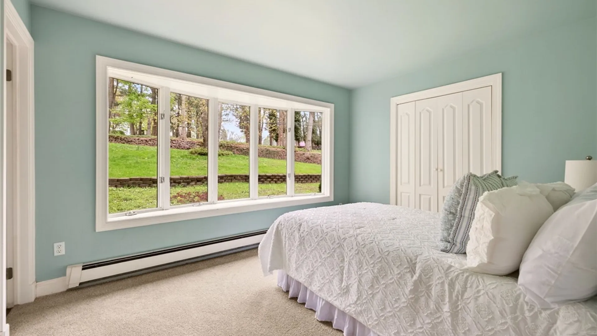 Property at 4278 East Avenue, Pittsford, NY 14618 29