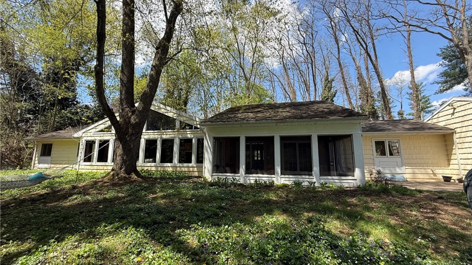 Property at 4278 East Avenue, Pittsford, NY 14618 38
