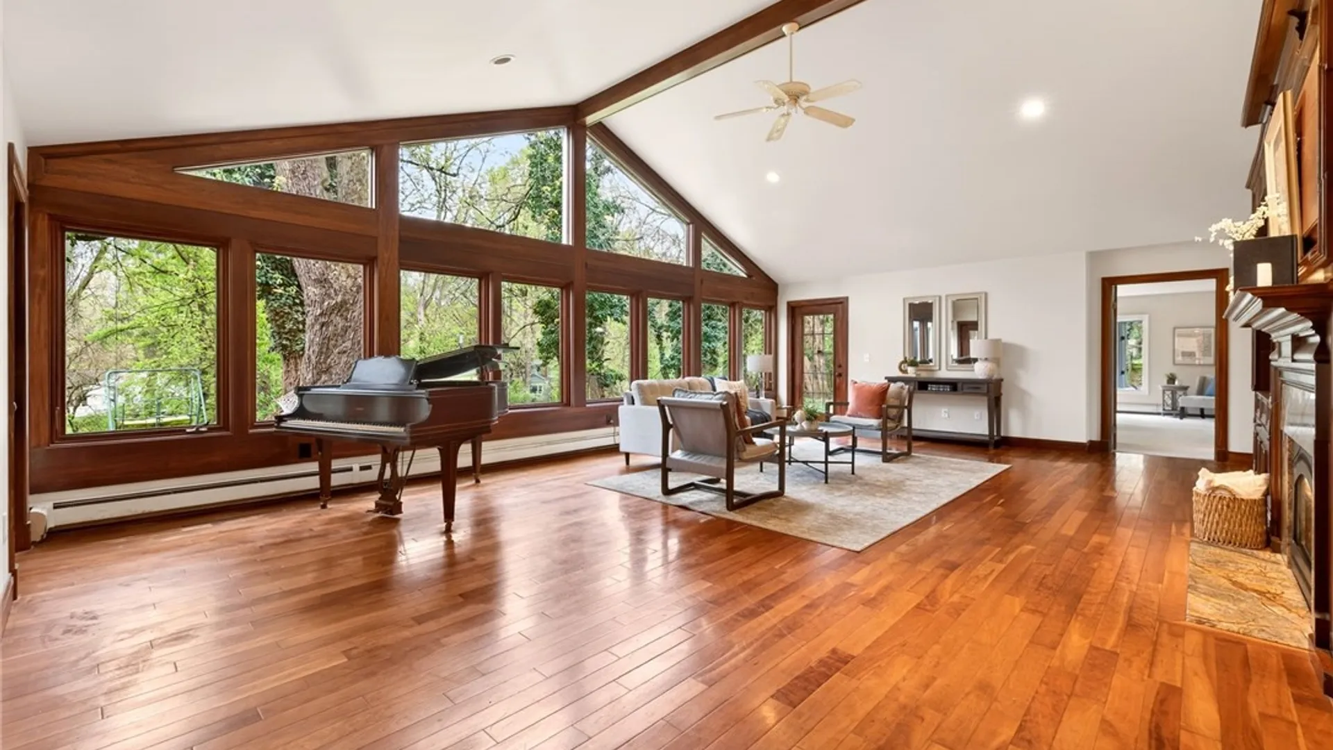 Property at 4278 East Avenue, Pittsford, NY 14618 4