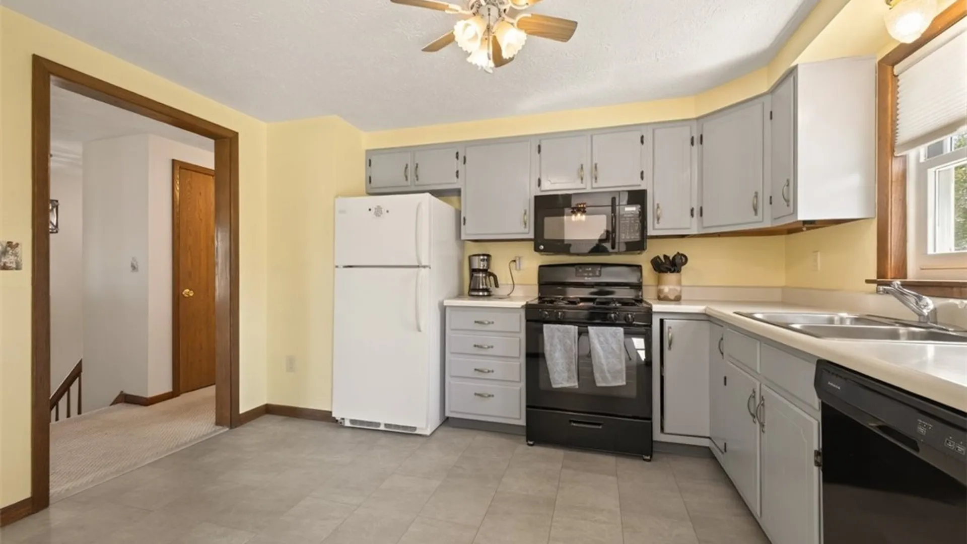 Property at 5785 Clover Meadow Lane, Farmington, NY 14425 14