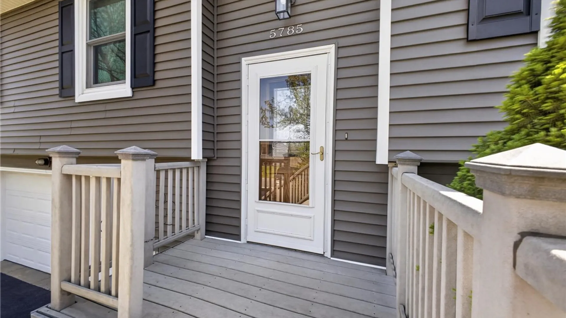 Property at 5785 Clover Meadow Lane, Farmington, NY 14425 3