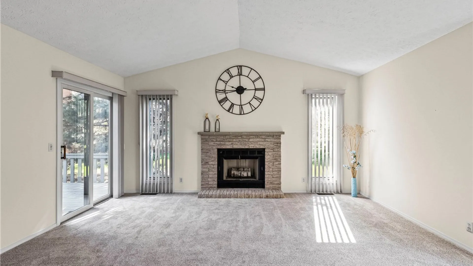 Property at 8 Shanbrook Drive, Greece, NY 14612 20