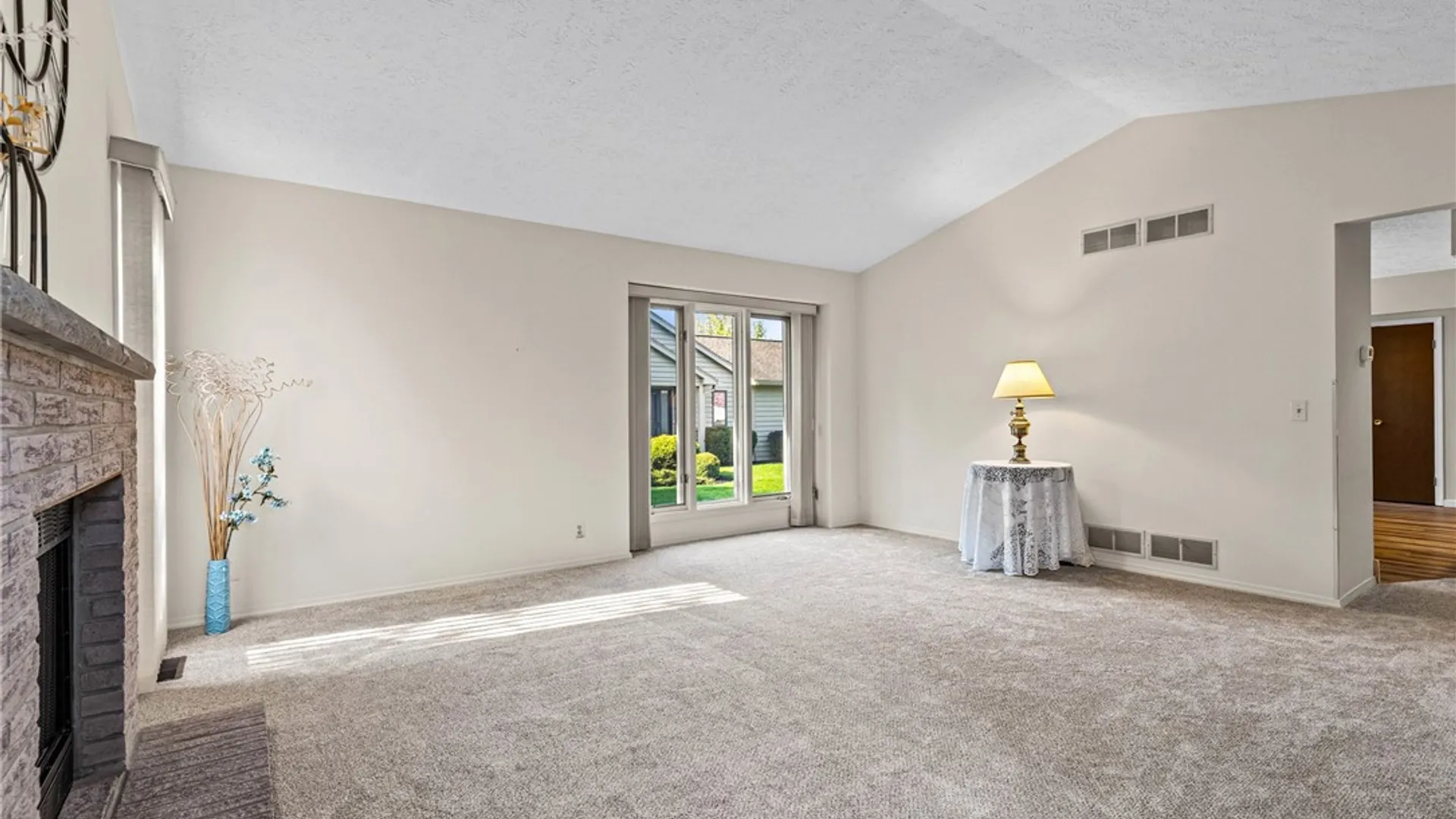 Property at 8 Shanbrook Drive, Greece, NY 14612 24