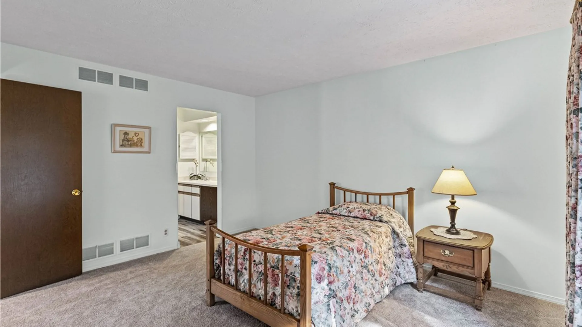 Property at 8 Shanbrook Drive, Greece, NY 14612 30