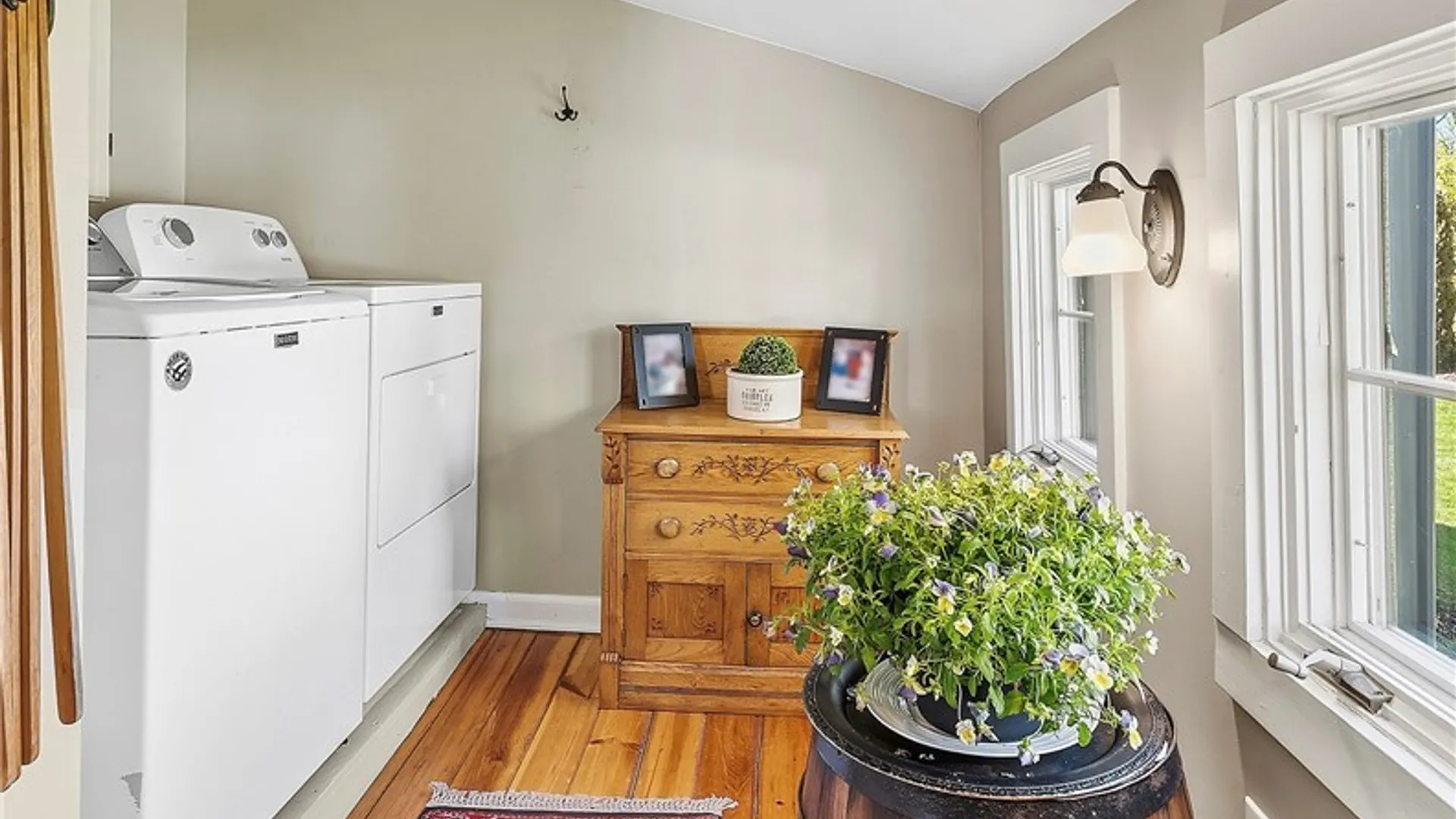 Property at 129 Genesee Street, Skaneateles, NY 13152 24