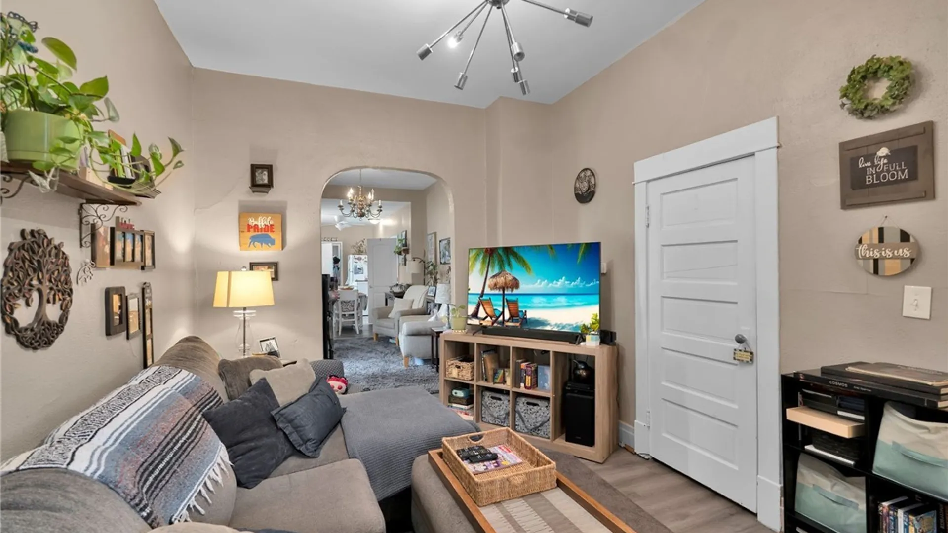 Property at 33 Downing Street, Buffalo, NY 14220 16