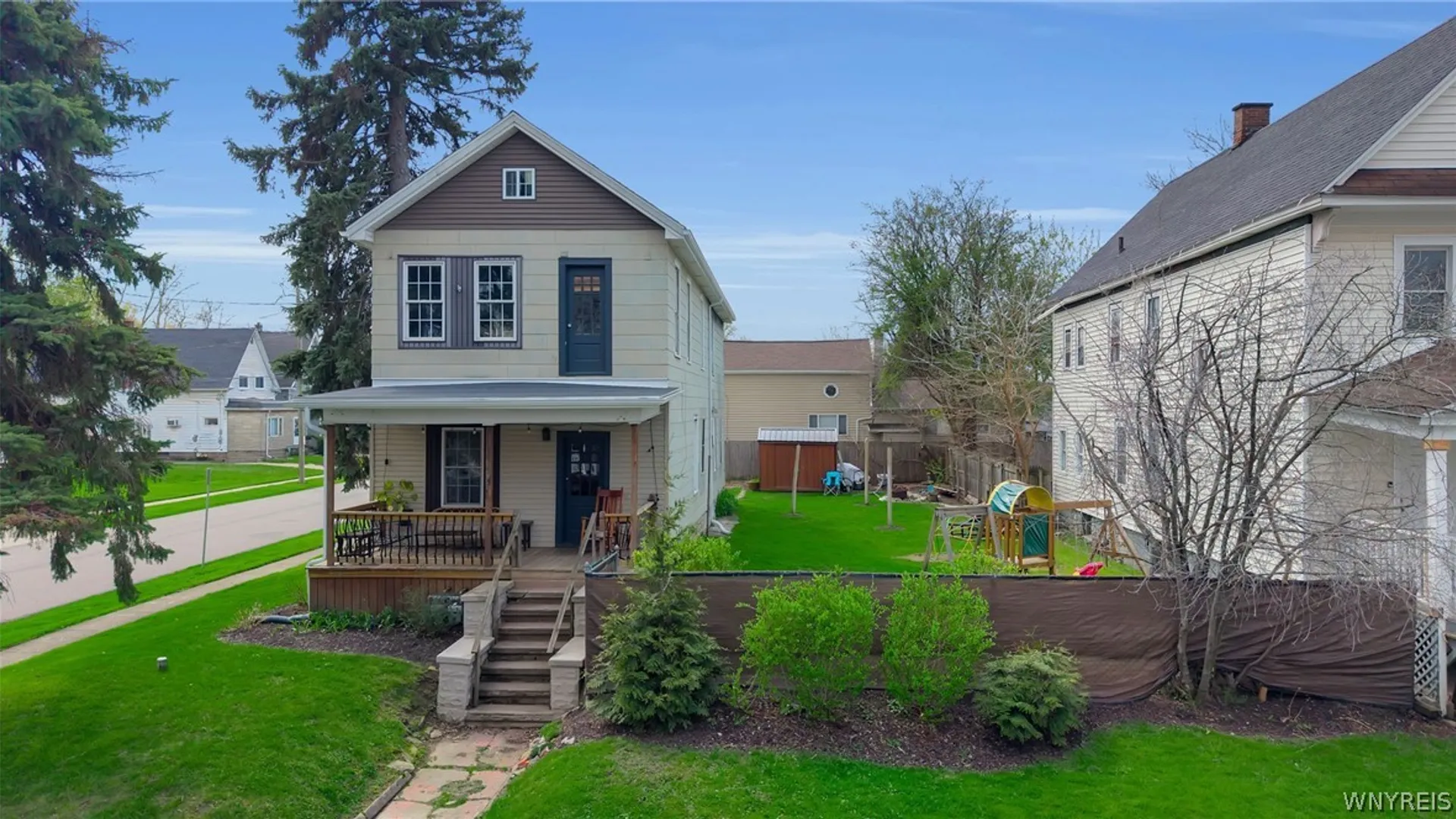 Property at 33 Downing Street, Buffalo, NY 14220 2