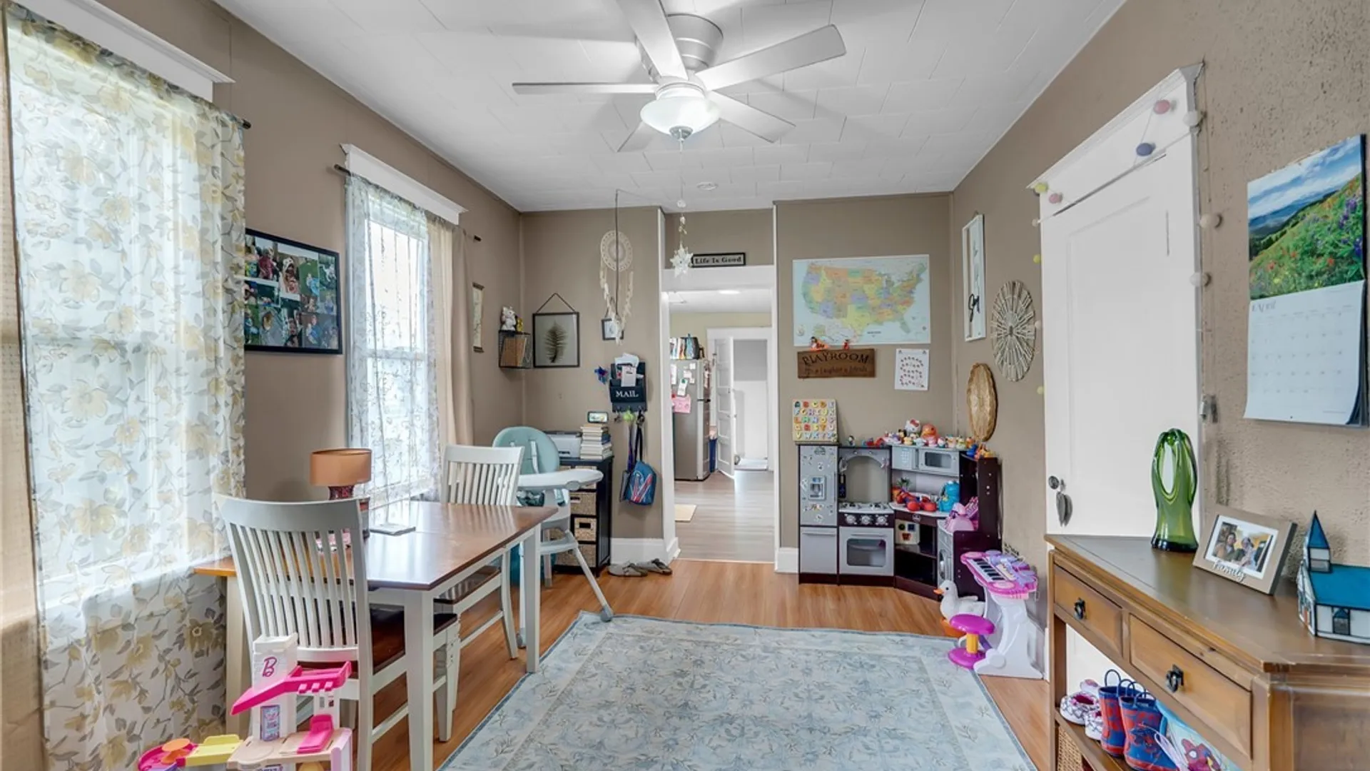 Property at 33 Downing Street, Buffalo, NY 14220 28