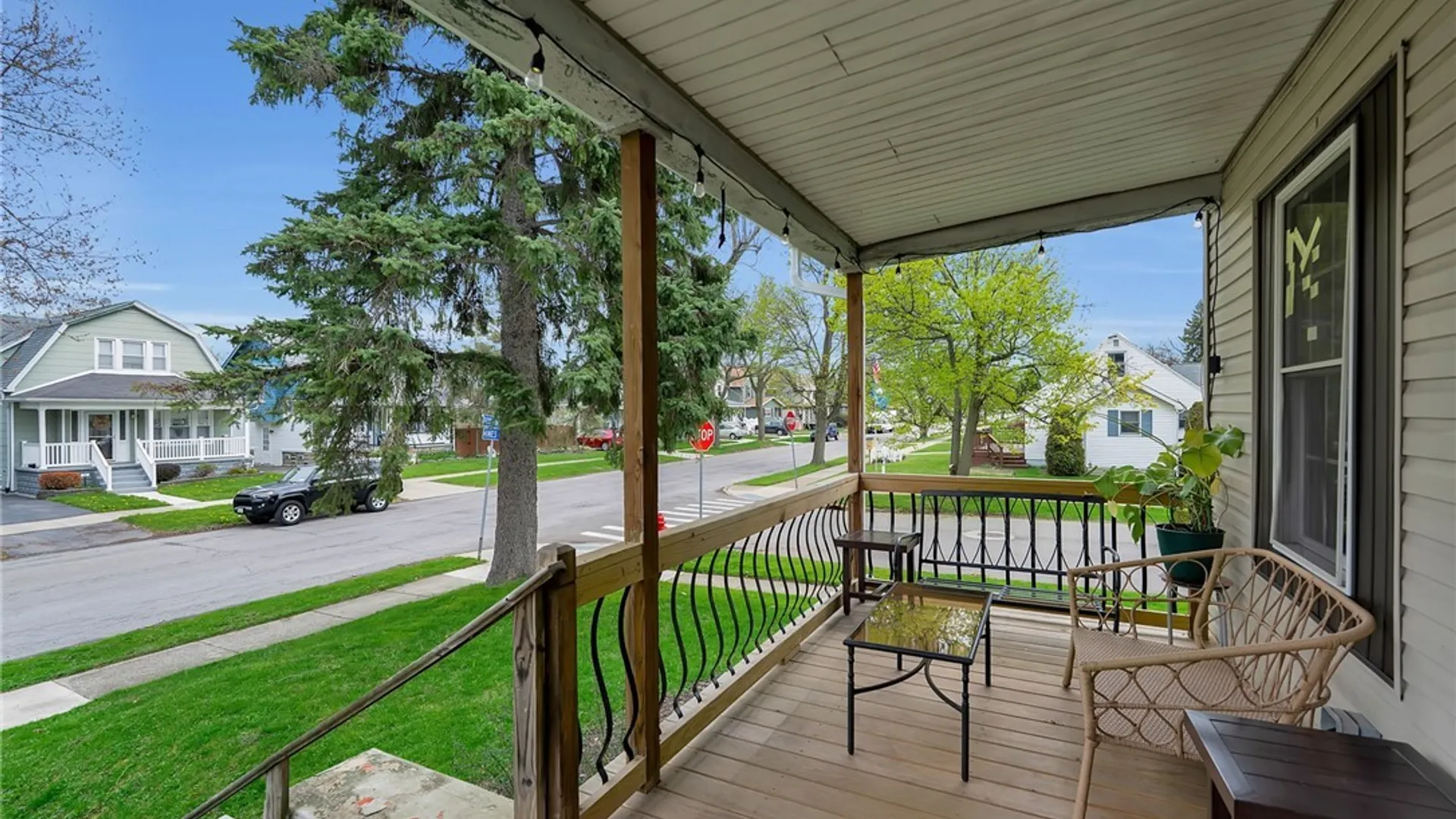 Property at 33 Downing Street, Buffalo, NY 14220 37