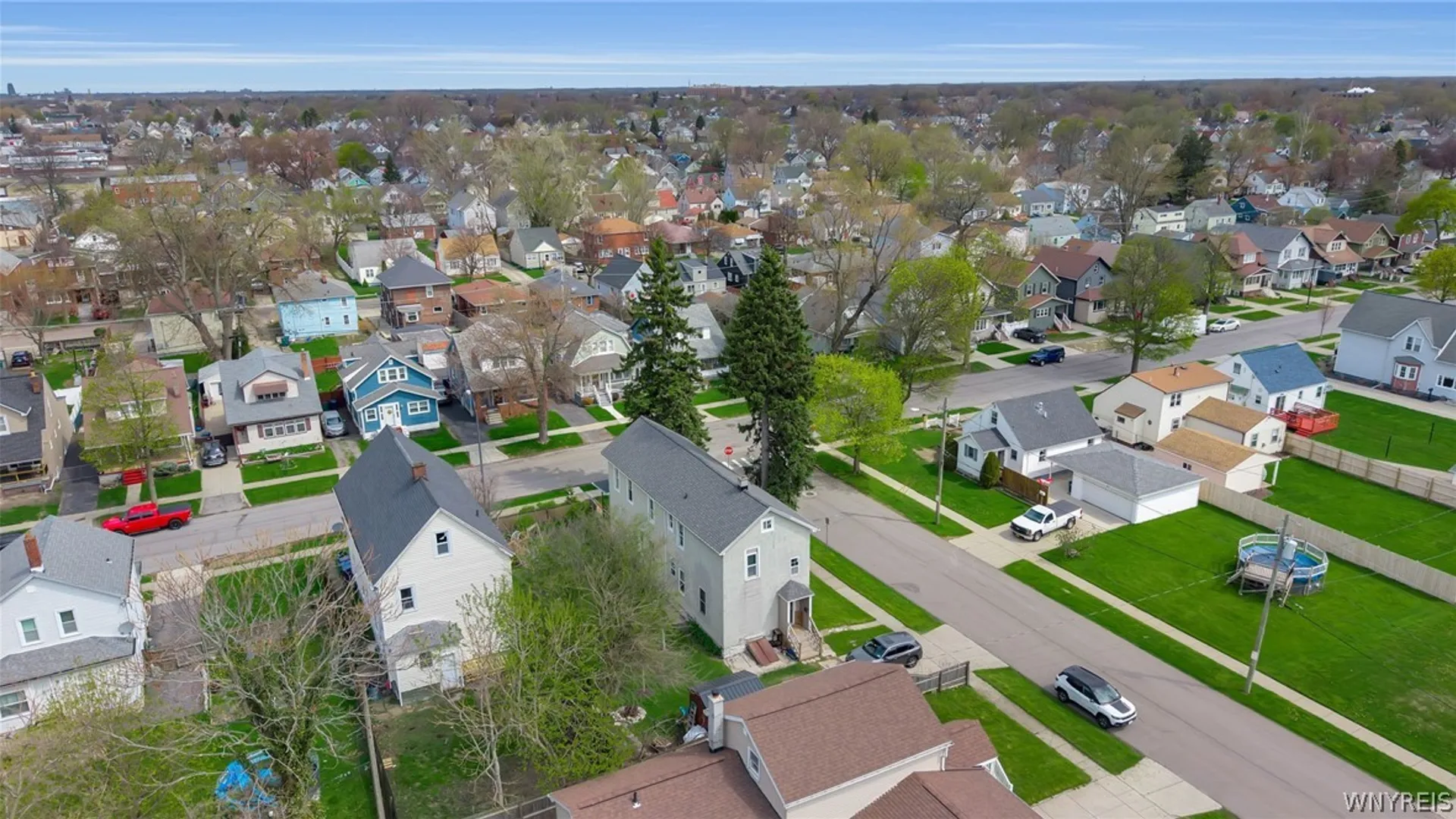 Property at 33 Downing Street, Buffalo, NY 14220 5