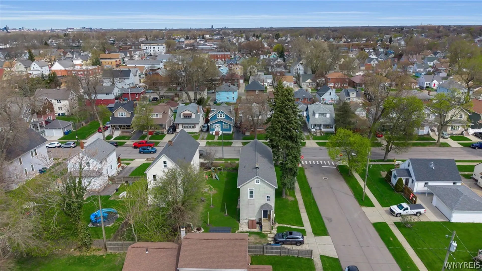 Property at 33 Downing Street, Buffalo, NY 14220 6