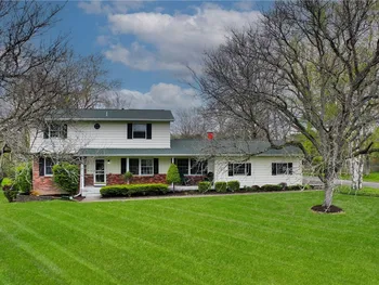 Property at 118 Simsbury Drive, Ithaca Town, NY 14850