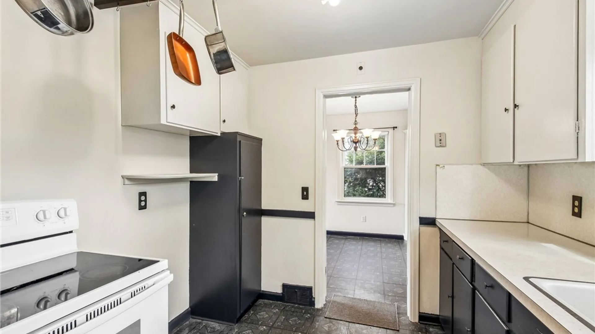 Property at 195 Lattimore Road, Rochester, NY 14620 10